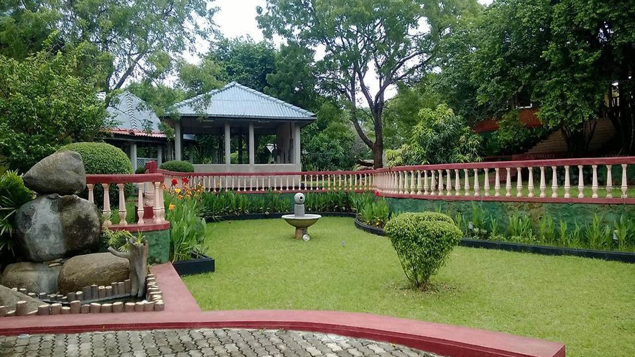 Kodigahawewa Forest Resort, Tissamaharama