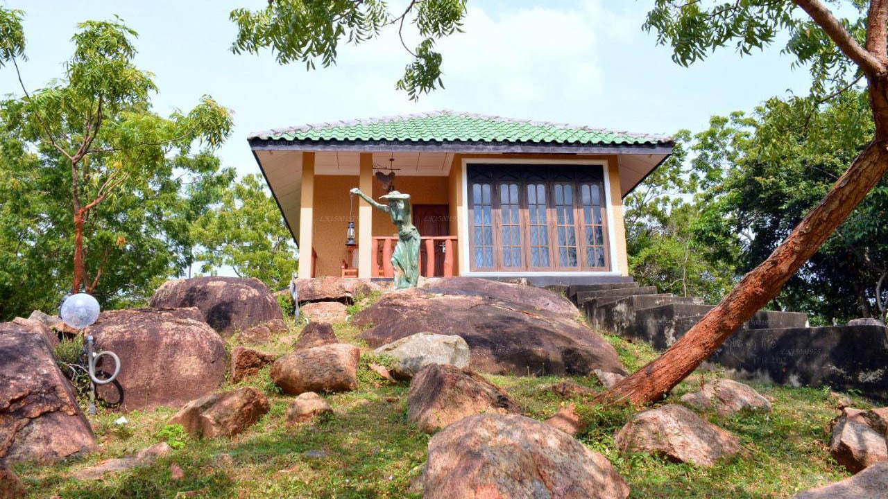 Kodigahawewa Forest Resort, Tissamaharama