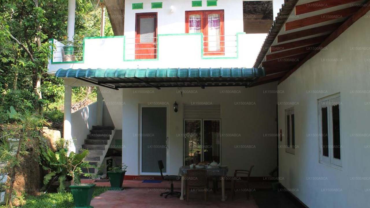 Little Mount Guest House, Mirissa